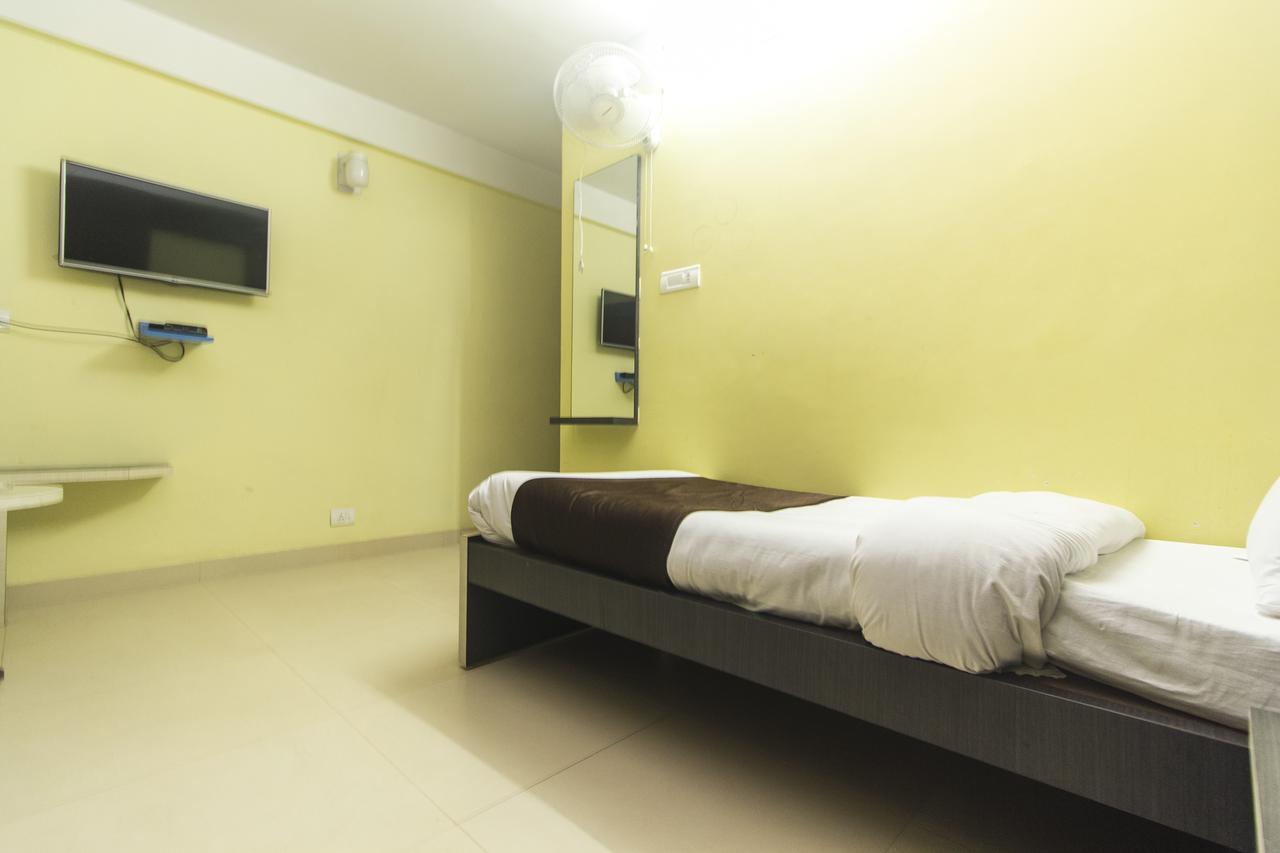 Hotel Jagat Силигури Экстерьер фото